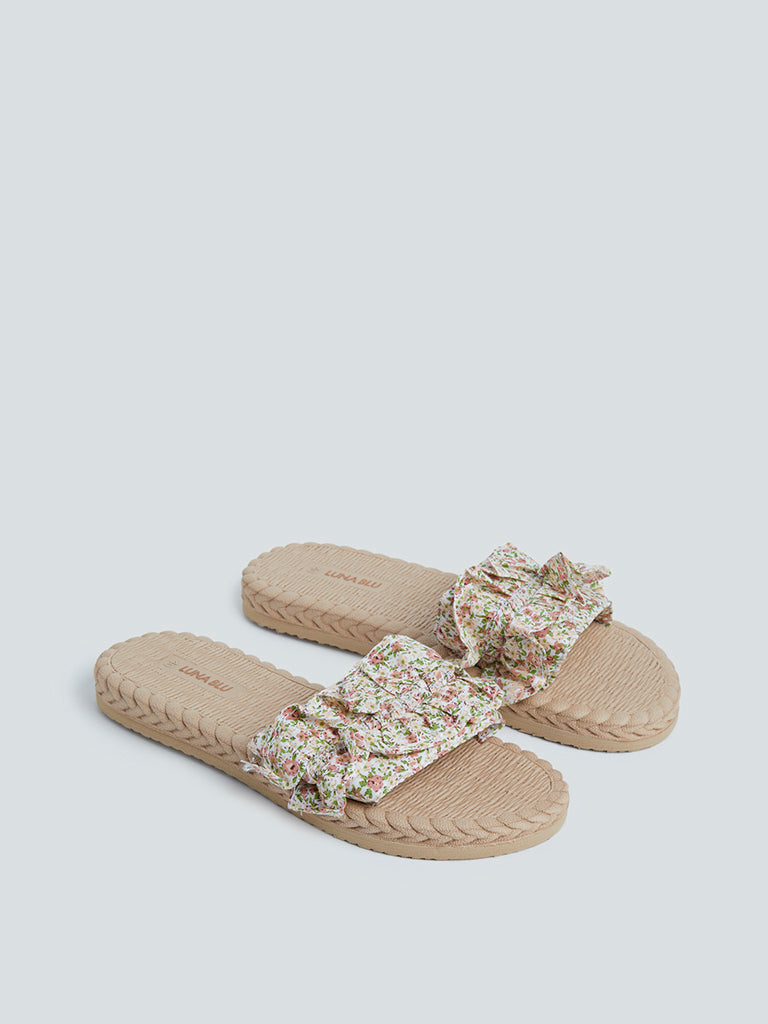 LUNA BLU Peach Frill Detailed Textured Slides